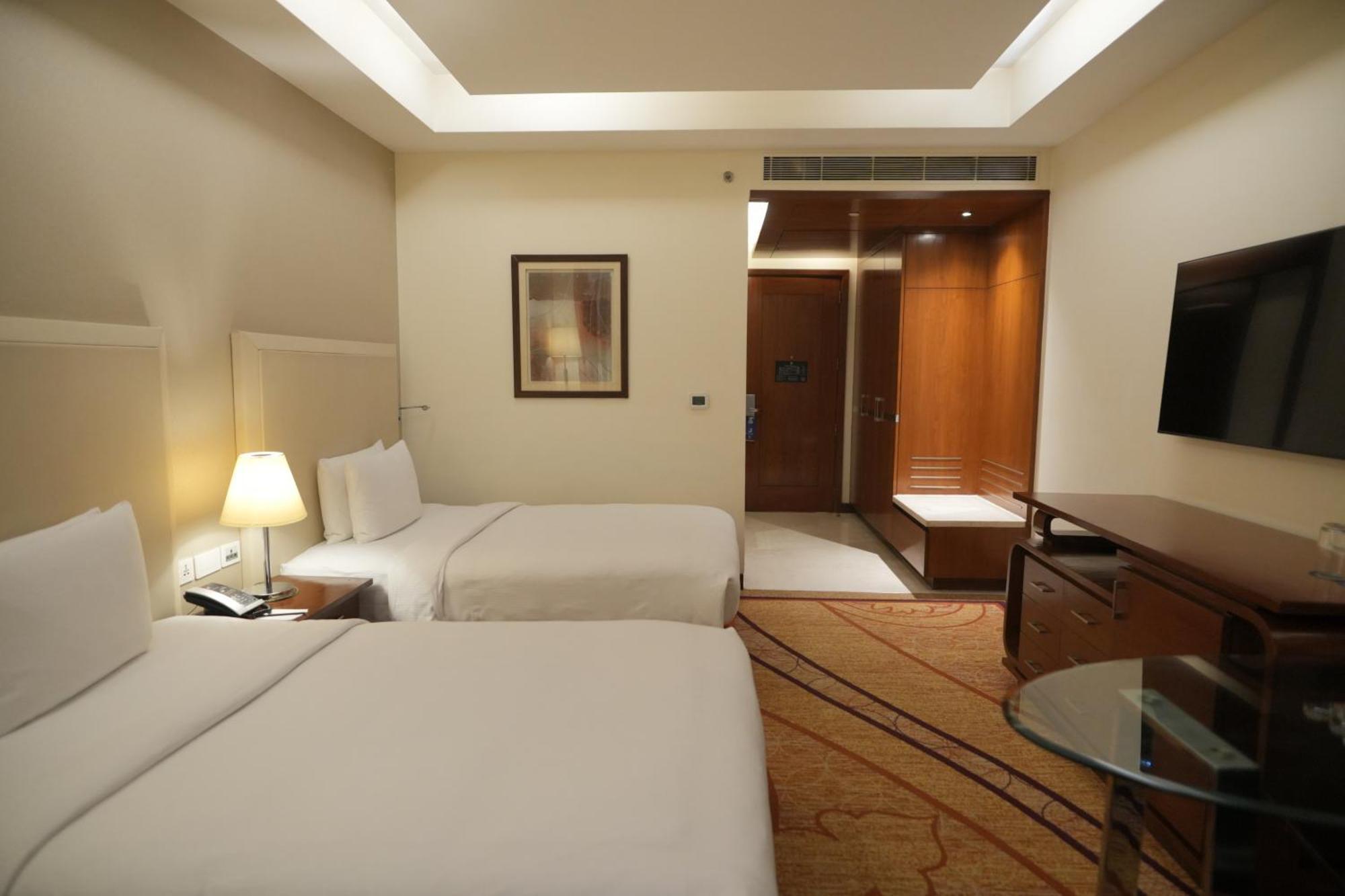 Doubletree By Hilton Gurgaon New Delhi Ncr Hotel Kültér fotó