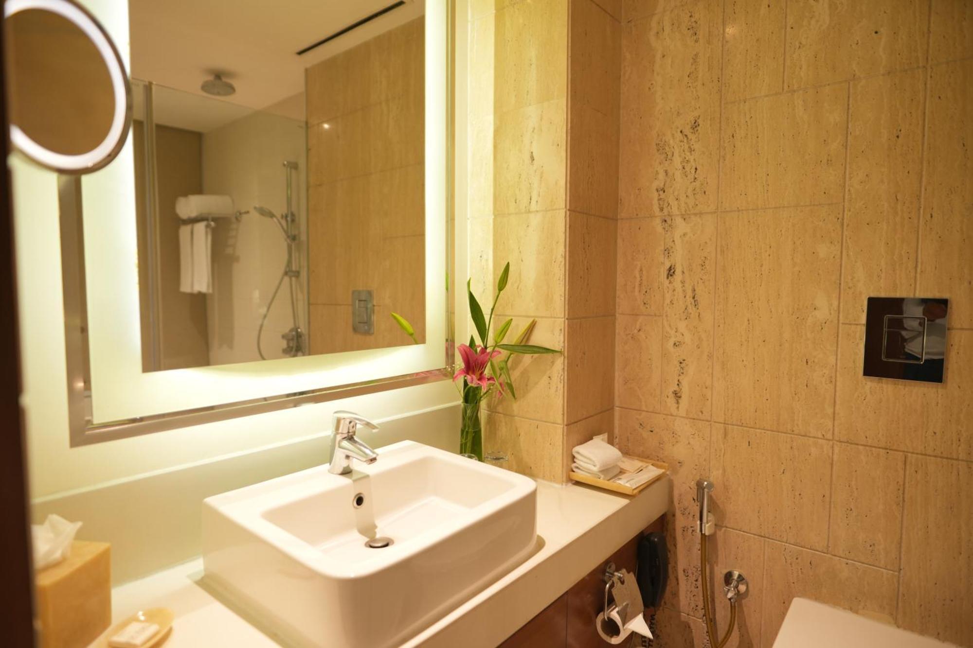 Doubletree By Hilton Gurgaon New Delhi Ncr Hotel Kültér fotó