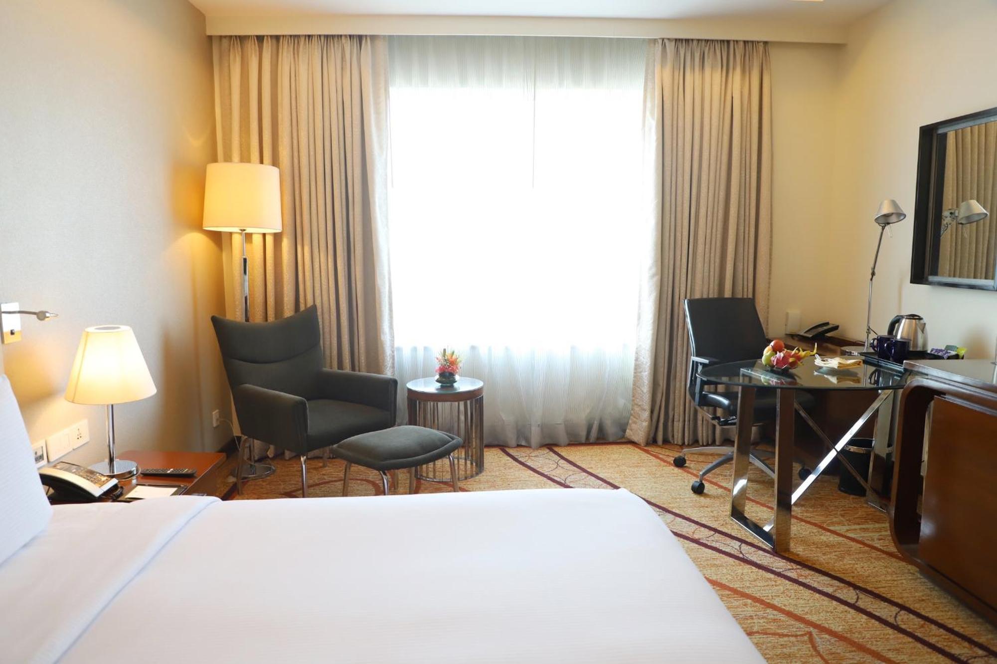 Doubletree By Hilton Gurgaon New Delhi Ncr Hotel Kültér fotó